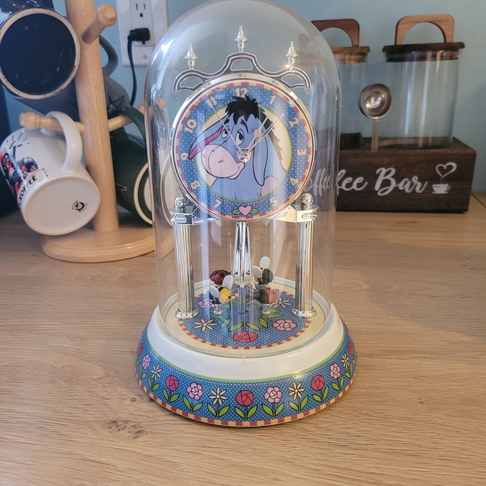 Eeyore Clock with Floral Base